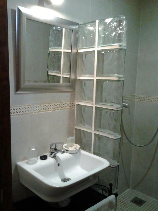 Hotel Rural Grado Del Pico Екстериор снимка